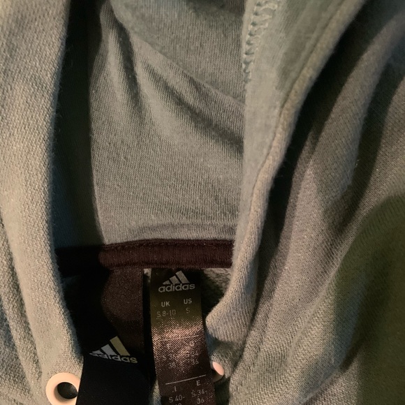 Adidas hoodie! Very light! - Picture 3 of 4